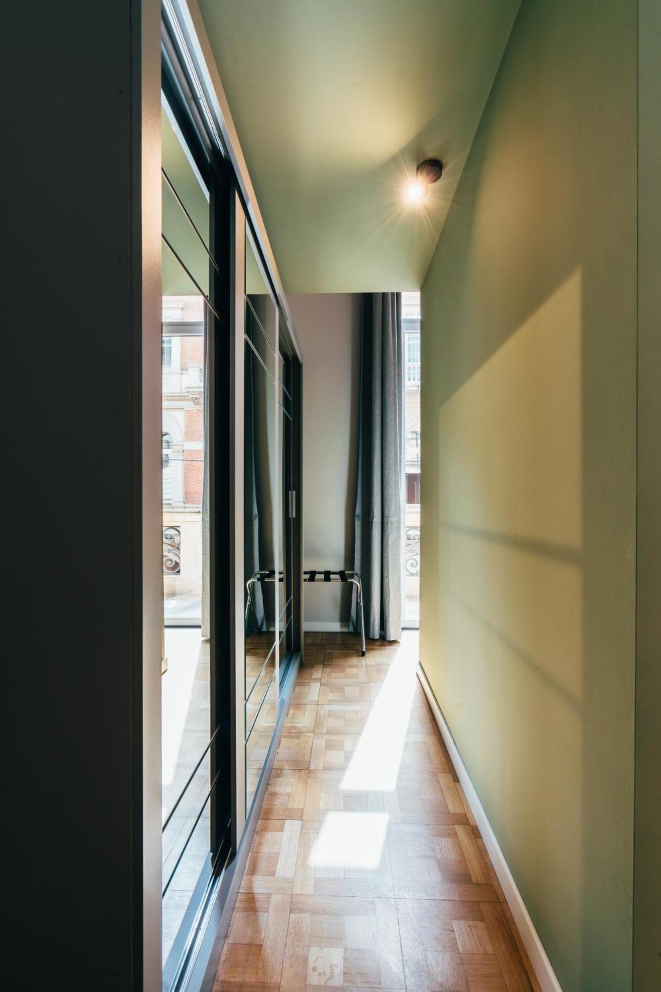Bologna Suites - Private Bathroom Ngoại thất bức ảnh