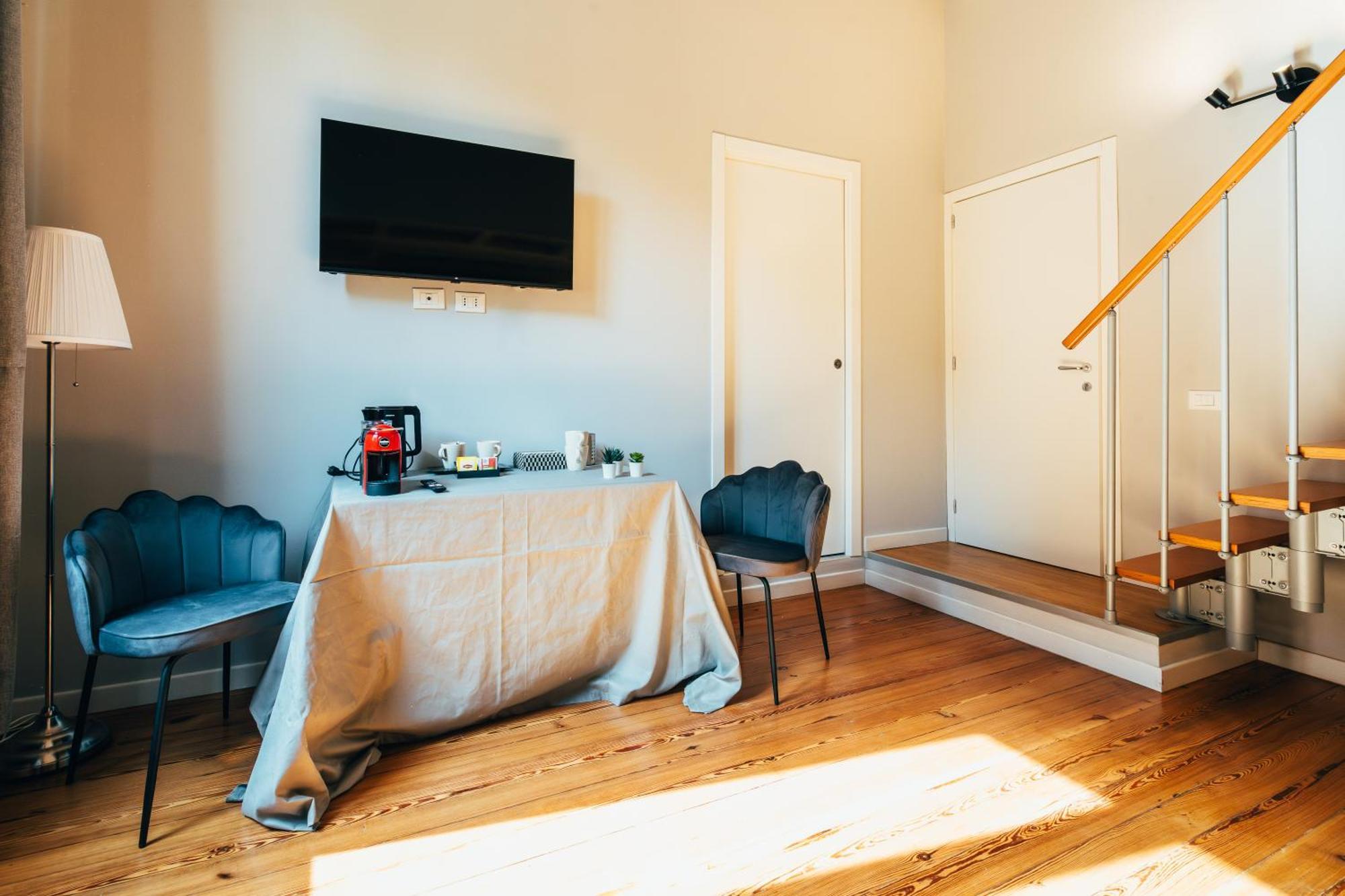 Bologna Suites - Private Bathroom Ngoại thất bức ảnh